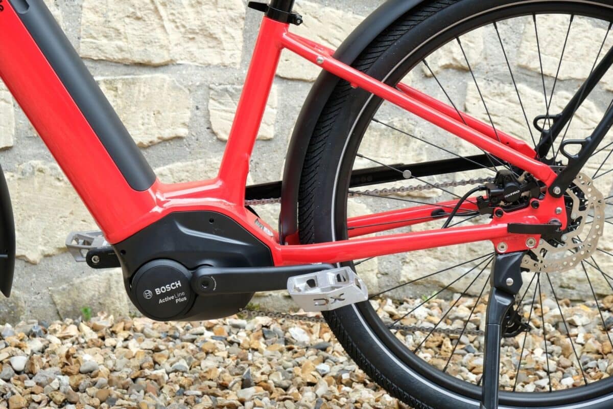 Transformer votre pédalage en énergie avec une dynamo pour vélo : tout ce que vous devez savoir